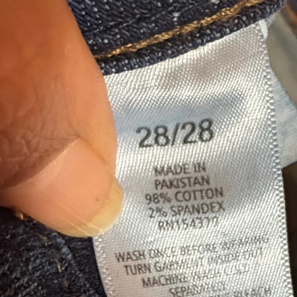Aeropostale Men's Deep Indigo Straight Jeans  28x28